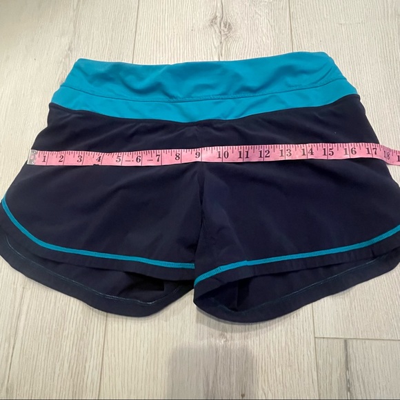 LULULEMON Blue Athletic Running Shorts Brief Lined Size 6 - Picture 3 of 12